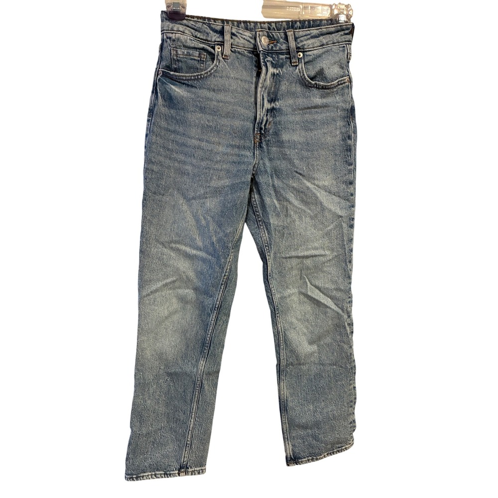 HM Women Light Wash High Waisted Straight Leg Denim Jeans Blue 5-Pocket Classic